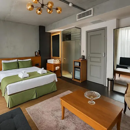 Aleksandr Pera 3* Istambul