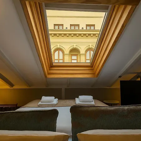 Hotel Aleksandr Pera 3*