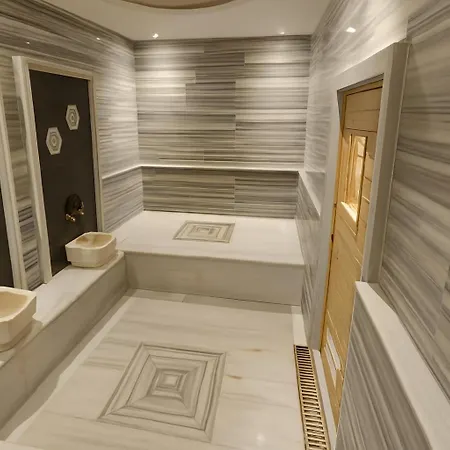 Hotel Aleksandr Pera 3*