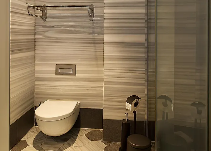 Aleksandr Pera Hotel Istanbul