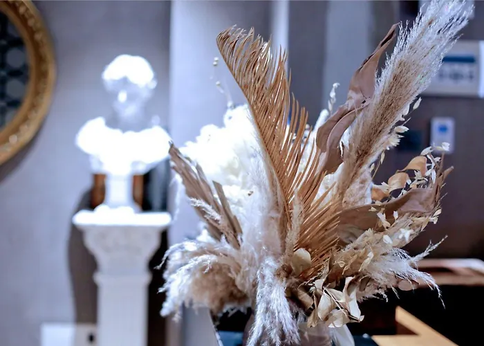 Aleksandr Pera Hotel