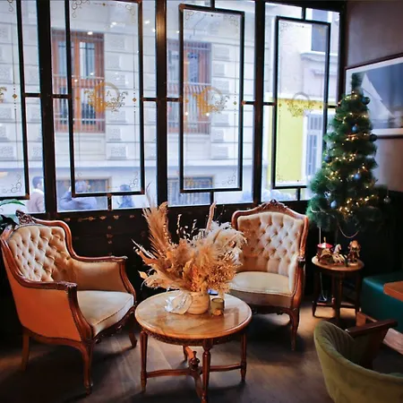 Hotel Aleksandr Pera 3*