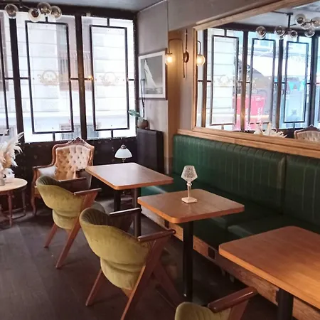 Aleksandr Pera Szálloda