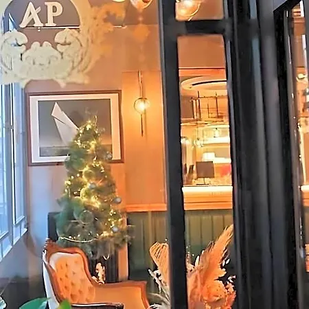 Hotel Aleksandr Pera 3*