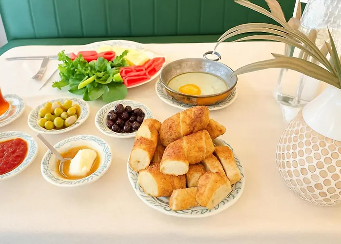 Aleksandr Pera Hotell Istanbul