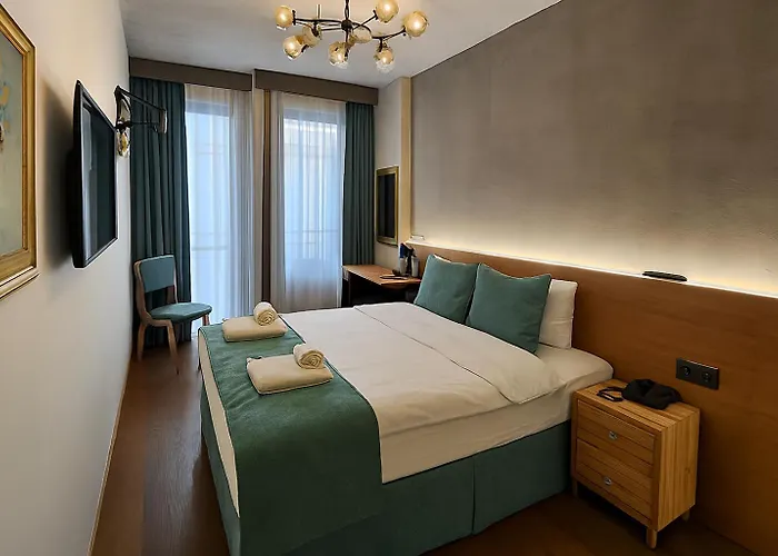 酒店 Aleksandr Pera 3*